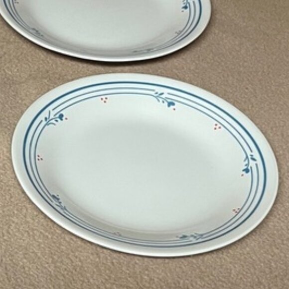 Corelle Country Violets 12 pc Dinnerware Set for 4 - Picture 9 of 12